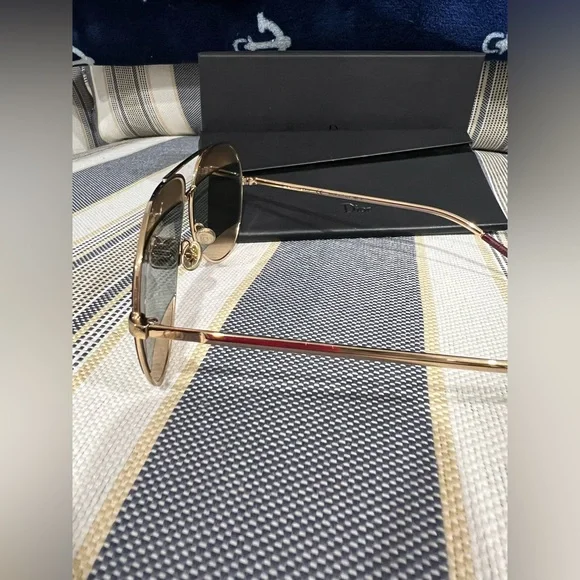 Dior Split Aviator Rose Gold Sunglasses - Picture 6 of 11